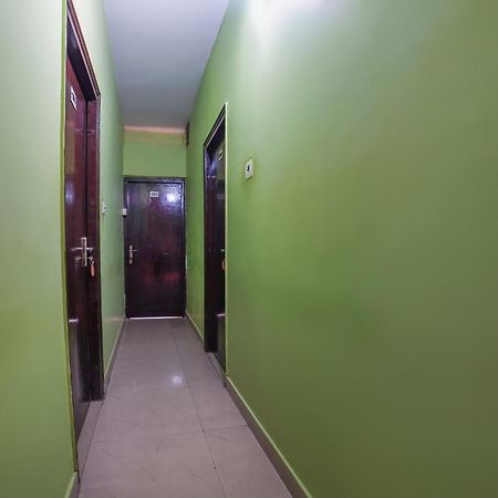 สปอต ออน 61465 คอมฟอร์ต เกสต์เฮาส์ Rudrapur ภายนอก รูปภาพ